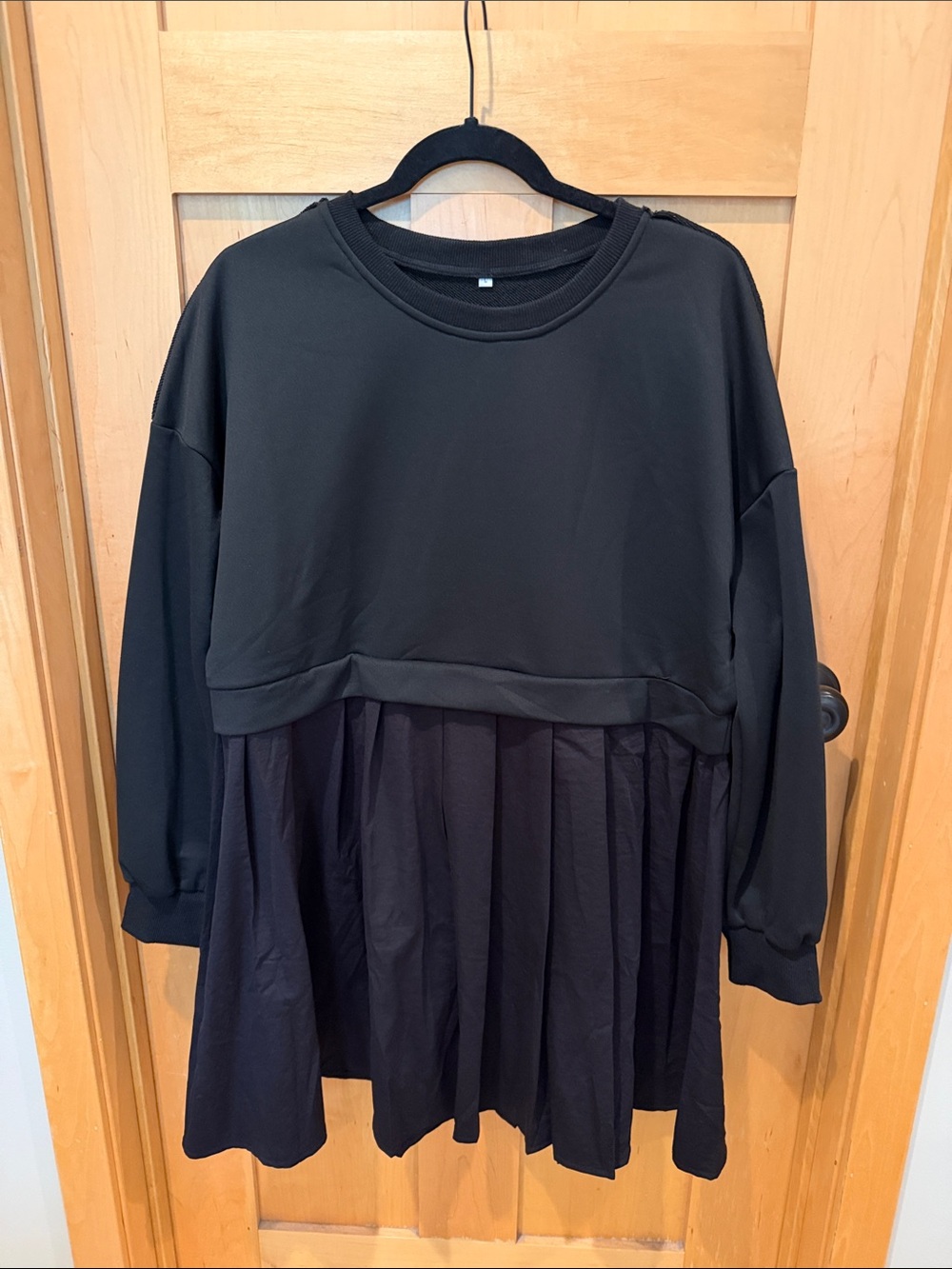 Black Two-Tone Pleated Sweatshirt Dress